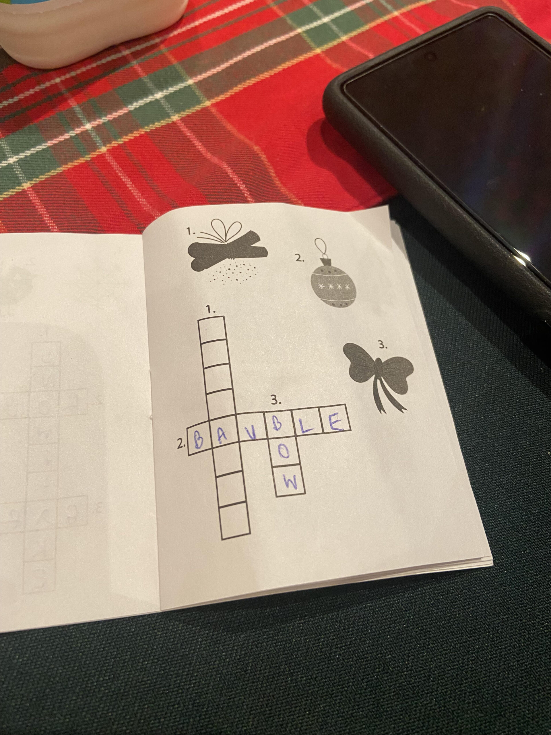 Christmas Cracker Crossword Has 10 Of Us At The Dinner Table with Christmas Crackers Crossword Clue