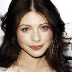 Gossip Girl'S Michelle Trachtenberg Called Friend From Hospital With Regard To Last Christmas Actress Michelle Crossword