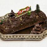 Yule Log (Cake)   Wikipedia Regarding Log Christmas Dessert Crossword Clue